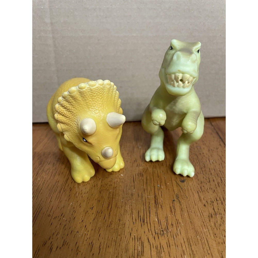 Step 2 Dino Dig Sand & Water Table Replacement Dinosaurs Lot of 2